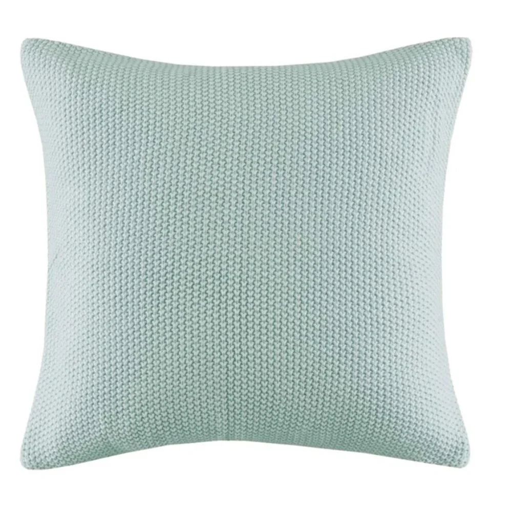 NWT Two 26" Bree Chunky-Knit European Pillow Shams - Picture 1 of 4